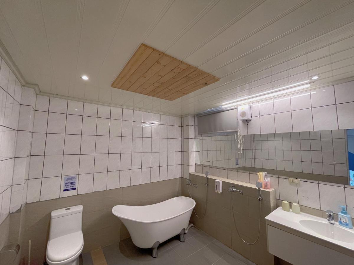 Breeze And Waves Hostel Jinning Zewnętrze zdjęcie